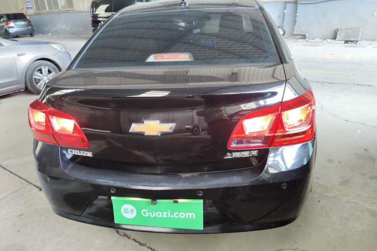 Used Chevrolet Cruze 2015 1.5L Classic SL MT Rear