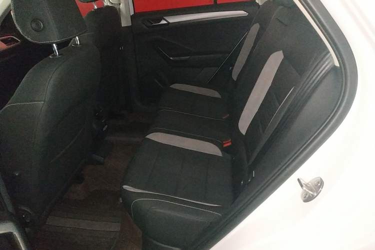 Used Volkswagen T-ROC 2022 280TSI DSG Two-Wheel Drive Elite PLUS