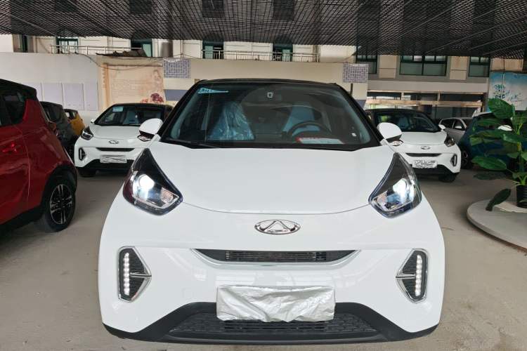 Used Chery QQ Little Ant 2024 Revised Version Youth Edition 251 km True Love Edition 25.05 kWh Front