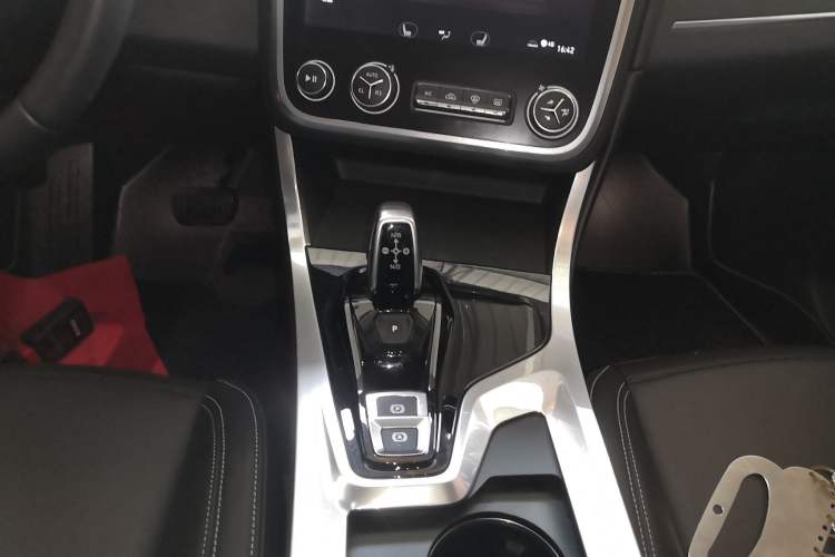 Used Lynk & Co 01 2017 2.0T Two-Wheel Drive Pro Edition