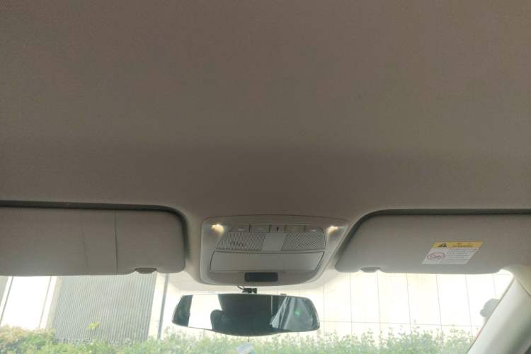 Used Renault Koleos 2018 2.0L Two-Wheel Drive Comfort Edition