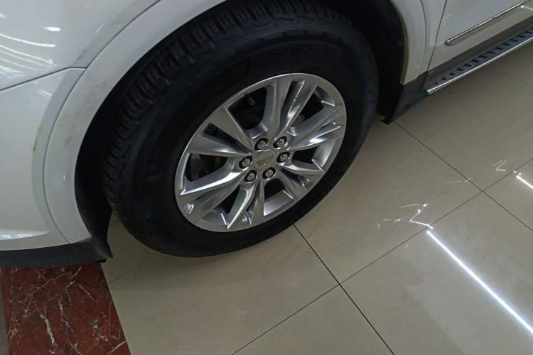 Used Cadillac XT5 2020 28T Four-Wheel Drive Tech Version