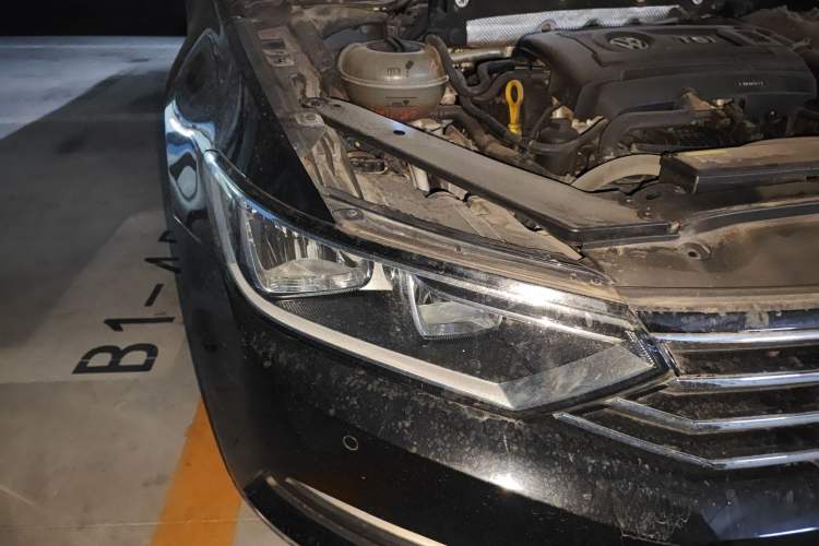 Used Volkswagen Magotan 2017 330TSI DSG Leading Model
