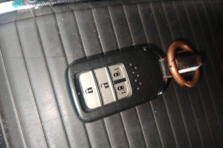 Used Honda Elysion 2019 2.0L Hybrid Luxury Edition Vehicle Key