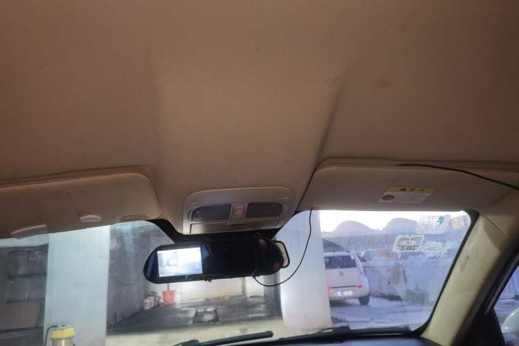 Used Yema T70 2015 1.8L Manual Elite Model
