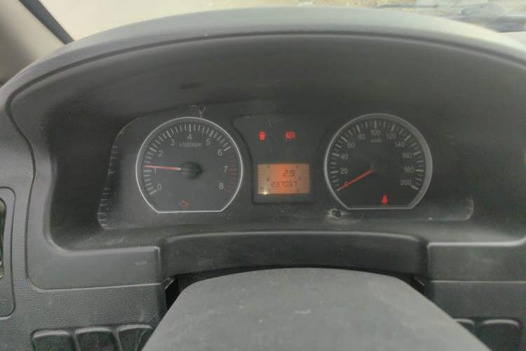 Used FORTHING Lingzhi 2015 V3 1.5L 7-Seater Comfort Model Instrument Cluster