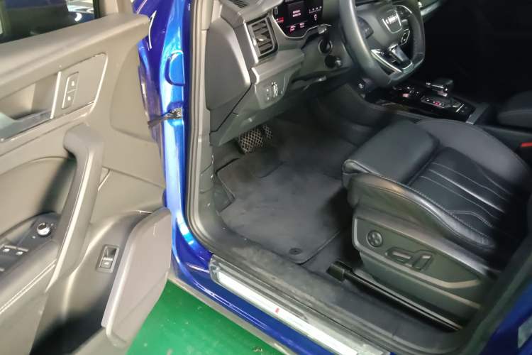 Used Audi Q5L Sportback 2022 40 TFSI Fashion Model
