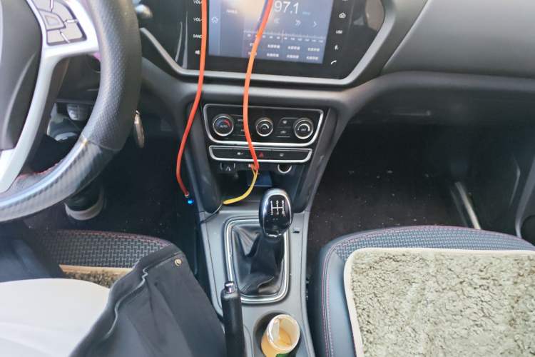 Used Chery Tiggo 3 2016 1.6L Manual ZhiShang Edition Gear Lever