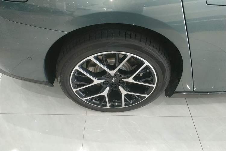 Used XPeng P7 2023 P7i 610 Max Performance Edition
