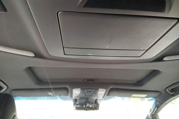 Used Toyota Vellfire 2021 Crown Dual-Engine 2.5L HV Prestige Edition