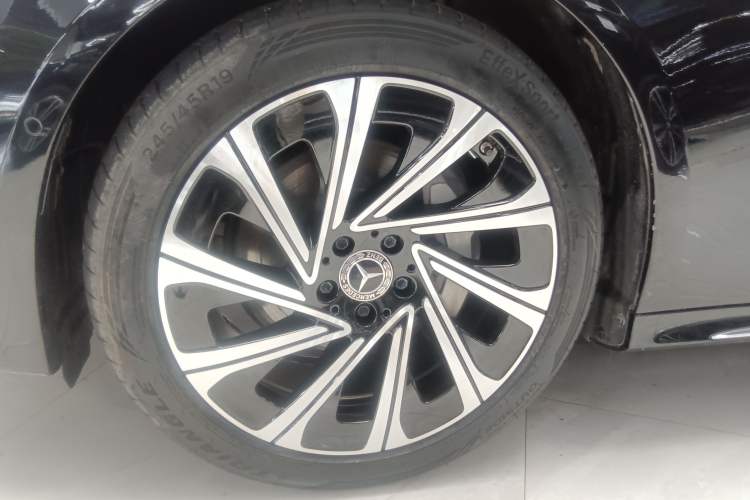 Used Mercedes-Benz E-Class 2024 E 300 L Luxury Model