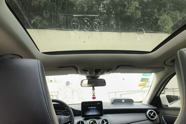 Used Mercedes-Benz GLA 2018 GLA 200 Sport Edition Headliner