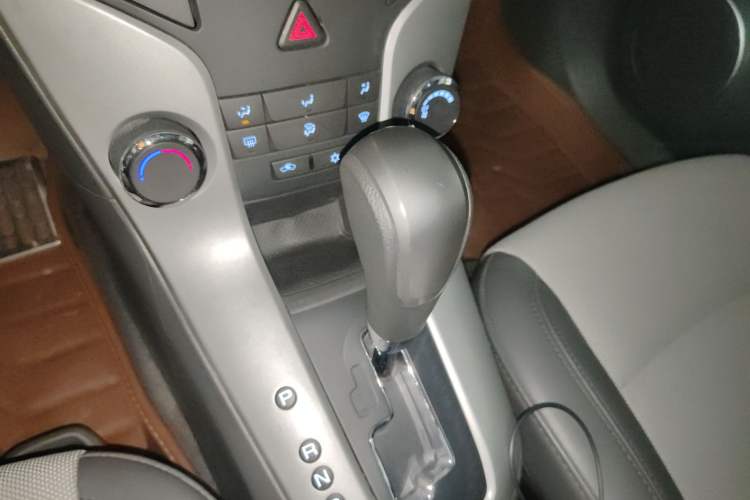 Used Chevrolet Cruze 2013 1.8L SE AT