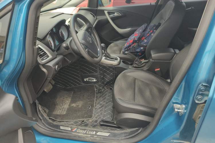 Used Buick GT 2014 XT 1.6L Automatic Fashion Edition