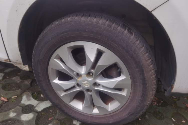 Used Land X5 2015 1.5T CVT Enjoyment Edition Right Front Wheel Hub