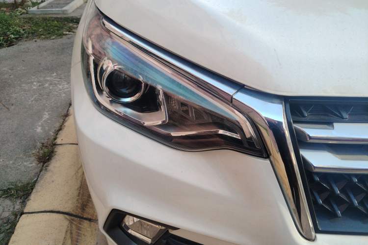 Used Venucia T70 2018 2.0L CVT Smart Edition
