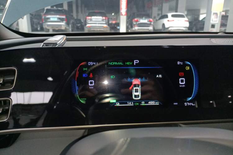 Used BYD Qin L 2024 DM-i 80KM Leading Model