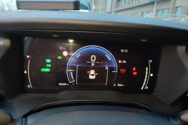 Used Toyota Camry 2024 Dual-Motor 2.0 HGVP Luxury Edition