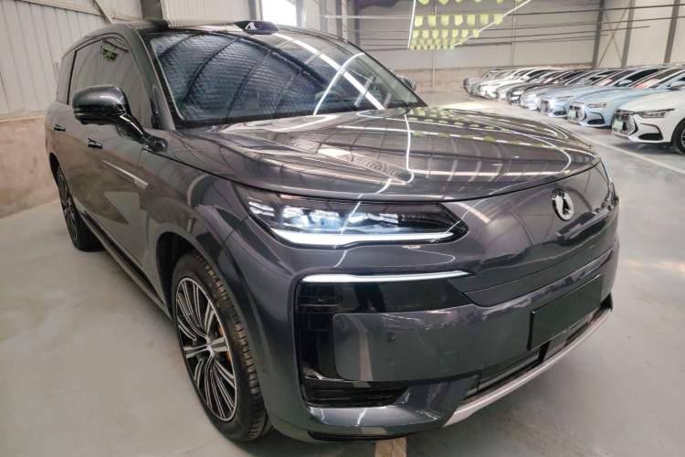 Used Denza N9 2025 Prestige Version