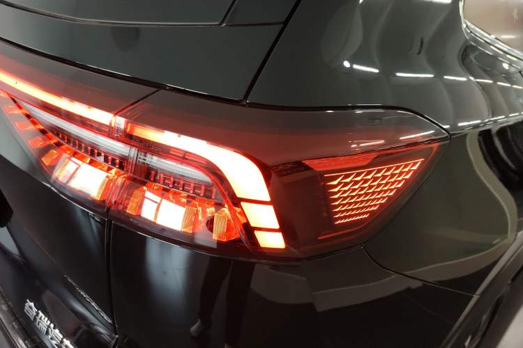 Used Chery Tiggo 8 PRO 2024 Champion Edition 390T Two-Wheel Drive Peak Version 7 Seats