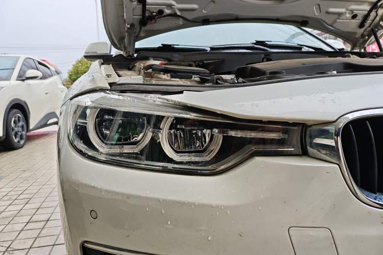 Used BMW 3 Series 2016 316Li Fashion Model
