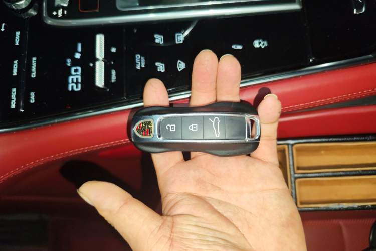 Used Porsche Panamera 2022 Panamera 4 E-Hybrid Executive Long Wheelbase Platinum Edition 2.9T
