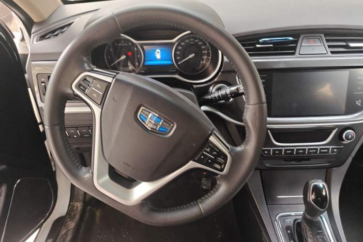 Used Geely Auto Emgrand 2017 Hatchback RS Million Edition 1.5L CVT Upward Version
