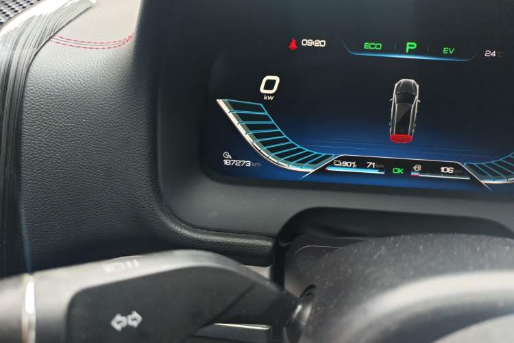 Used BYD Tang New Energy 2018 DM 2.0T All-Wheel Drive Smart Connectivity Luxury Model 7 Seats China V Emission Standard
