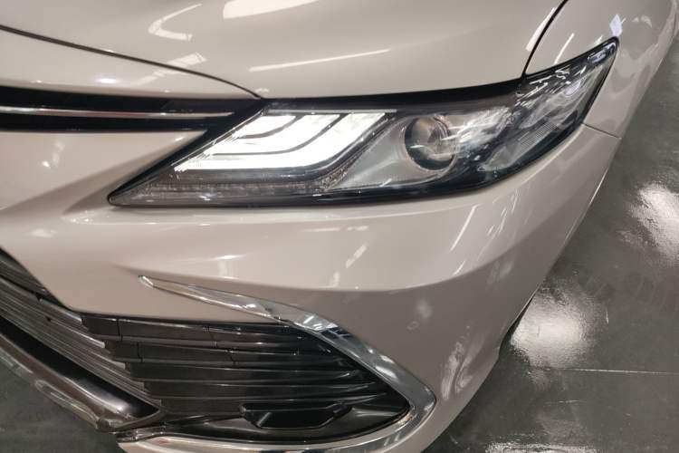 Used Toyota Camry 2021 2.0G Luxury Edition
