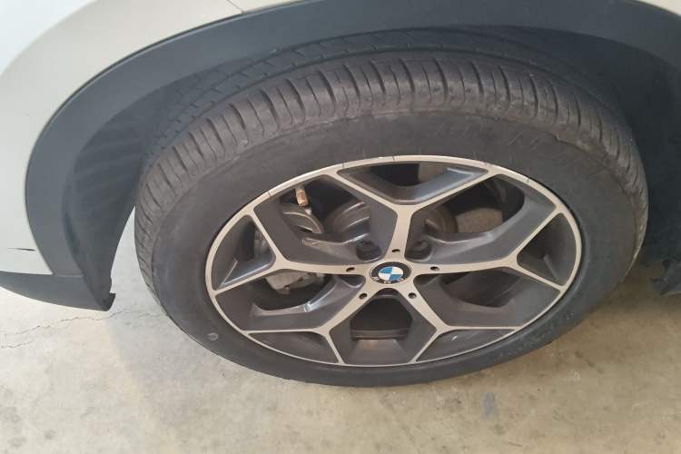 Used BMW X1 2018 xDrive20Li Luxury Edition Exterior 4
