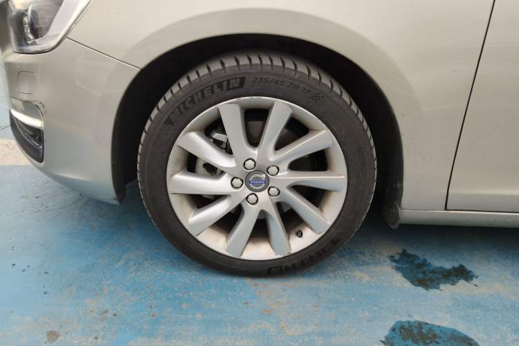 Used Volvo S60 2017 S60L T4 Smart Range Edition Exterior 4