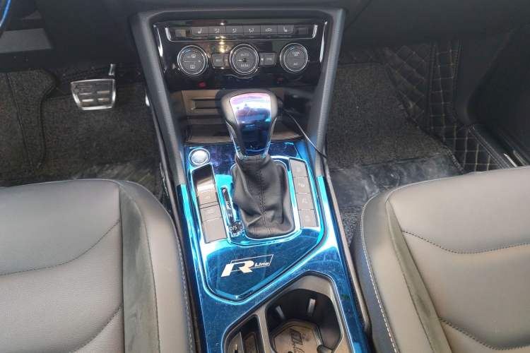 Used Volkswagen Tiguan L 2021 330TSI Automatic Two-Wheel Drive R-Line Enhanced Edition