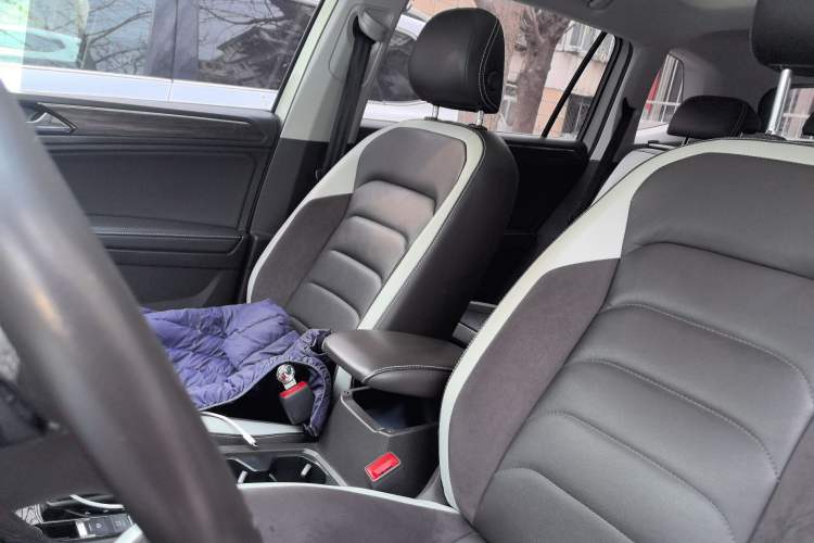 Used Volkswagen Tiguan L 2018 330TSI Automatic Two-Wheel Drive Luxury Edition