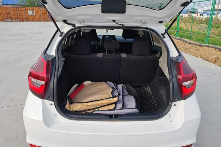 Used Toyota Vios FS 2022 1.5L 20th Anniversary Edition Trunk