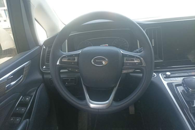 Used GAC Trumpchi M8 2023 Lingxiu Series 390T Deluxe Edition Steering Wheel