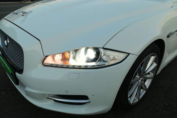 Used Jaguar XJ 2015 XJL 3.0 SC Four-Wheel Drive Panoramic Business Edition