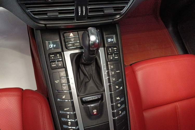 Used Porsche Macan 2021 Macan 2.0T
