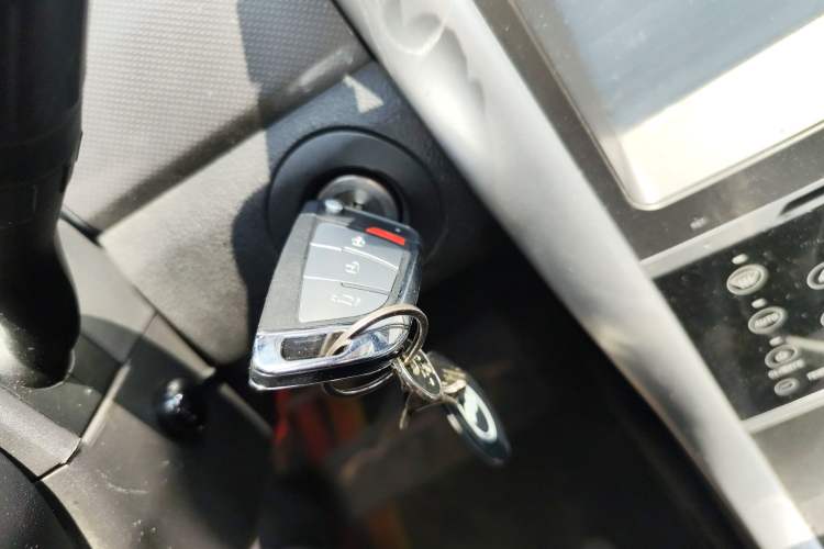 Used Ford Edge 2012 2.0T Elite Sunroof Edition
