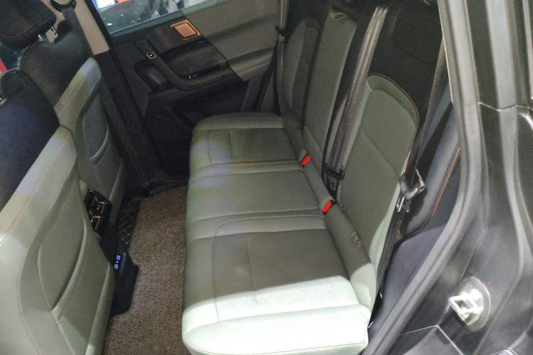 Used iCAR 03 2024 501km Two-Wheel Drive Long-Range Version Left Rear Seat