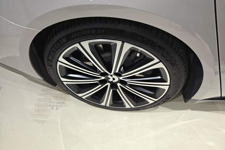 Used Nio ET7 2024 75 kWh Executive Signature Edition
