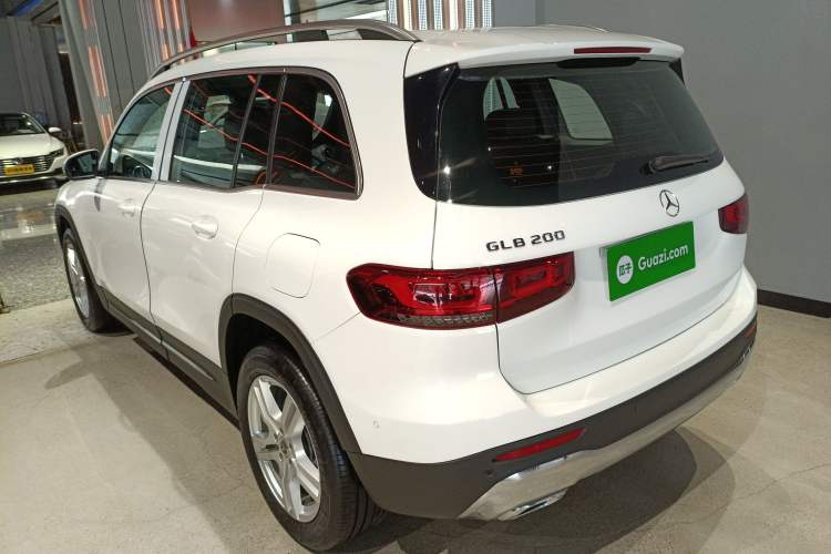 Used Mercedes-Benz GLB 2023 Refresh GLB 200 Fashion Edition
