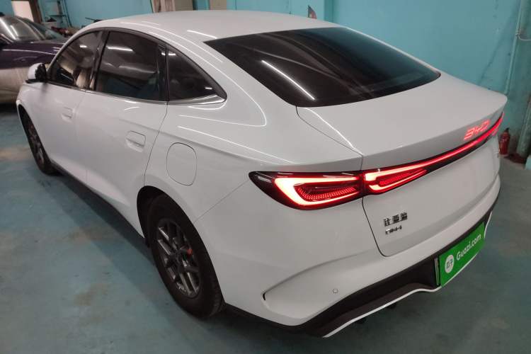Used BYD Seal 06 New Energy 2024 DM-i 80KM Luxury Model
