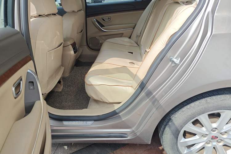 Used Roewe 950 2012 2.4L Luxury Edition Left Rear Seat