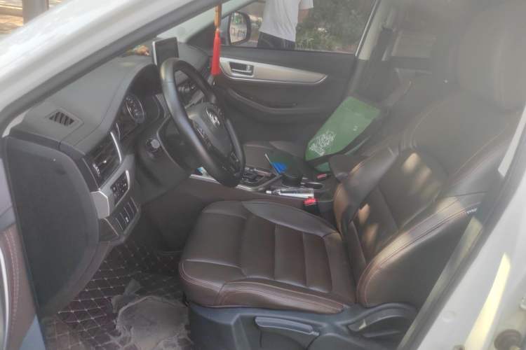 Used FORTHING Joyear X5 2017 Jingxiang Series 1.5T CVT Luxury Model
