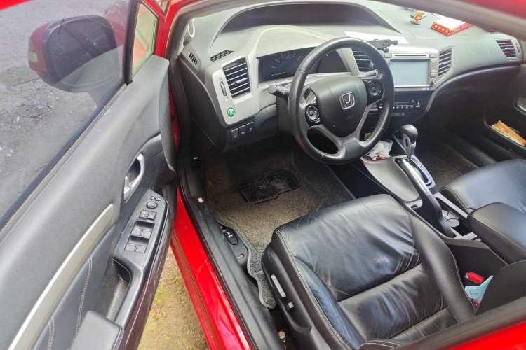 Used Honda Civic 2013 10th Anniversary 1.8L Automatic Luxury Edition Driver Seat