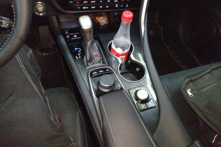 Used Lexus RX 2016 300 Two-Wheel Drive Elite Version China V Standard