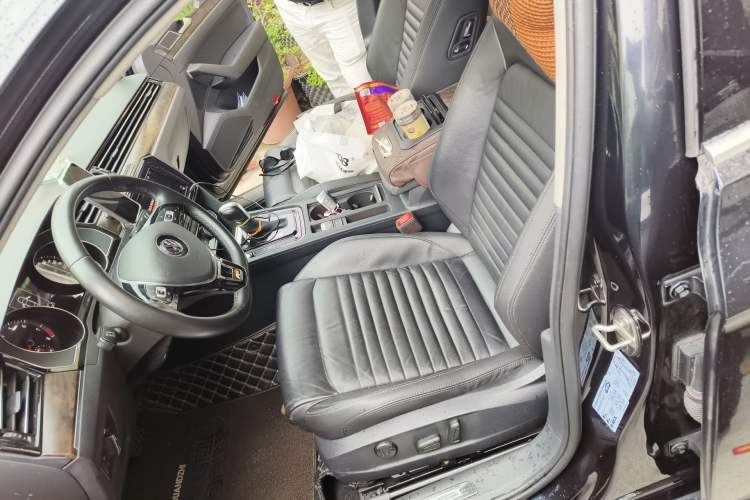 Used Volkswagen Magotan 2019 330TSI DSG Luxury Version China VI Standard
