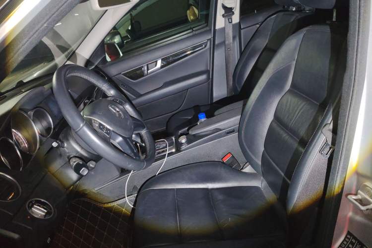 Used Mercedes-Benz C-Class 2011 C 200 CGI Fashion Model