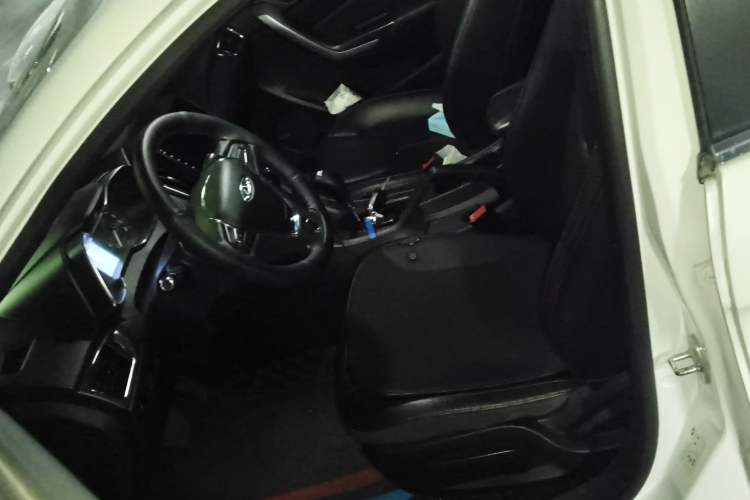 Used Chery Arrizo 5 2016 1.5L CVT Trendsetting Edition
