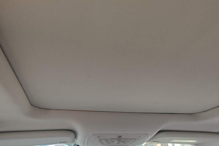 Used Ford Kuga 2015 2.0L GTDi Four-Wheel-Drive Sport Model